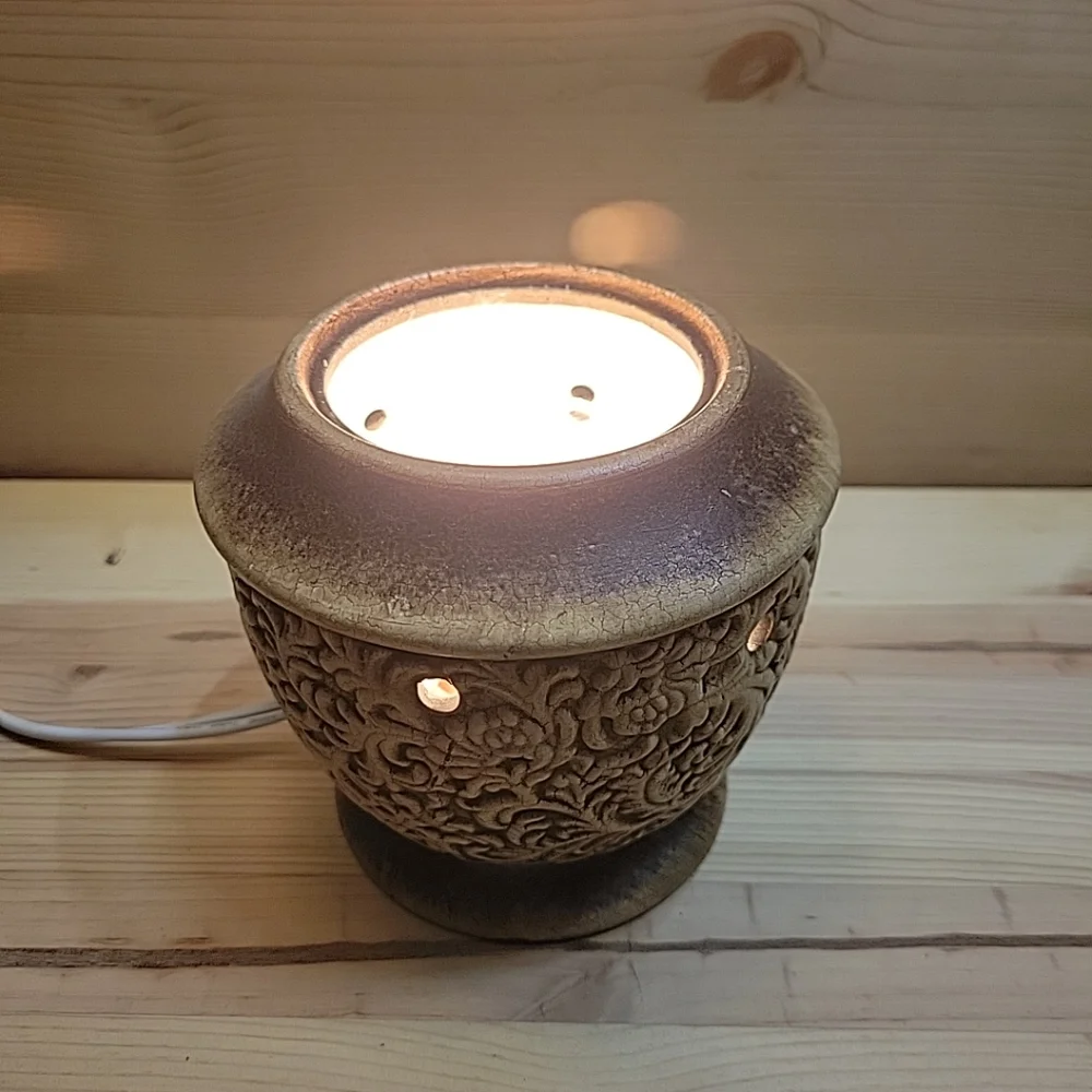 Large Beige Crackled Scroll Design Wax Warmer Works